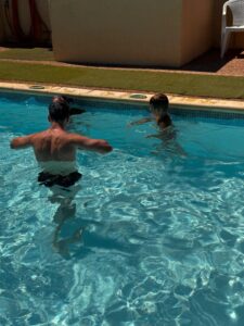 Cours de natation avec Pierre Cassan, maître-nageur à Sainte-Maxime